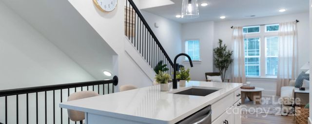 2719 Rozzelles Ferry Road, Charlotte, NC 28208