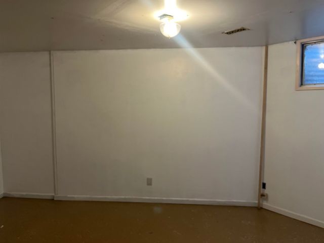 9725 N Division St, Spokane, WA 99218