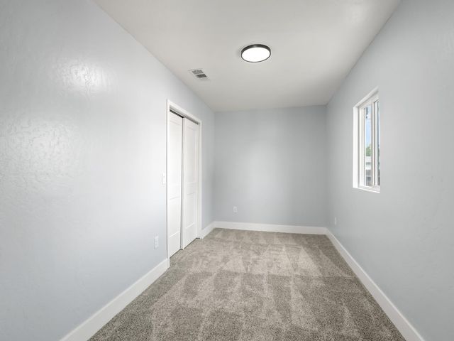 1334 N Glenn Avenue, Fresno, CA 93728