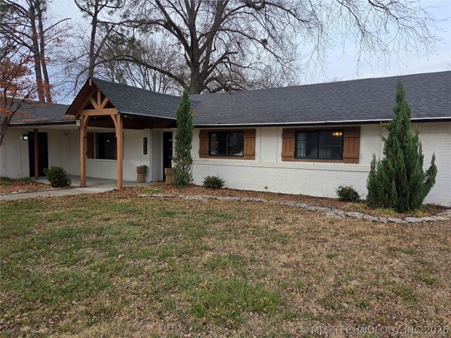 8523 E 121st Street S, Bixby, OK 74008