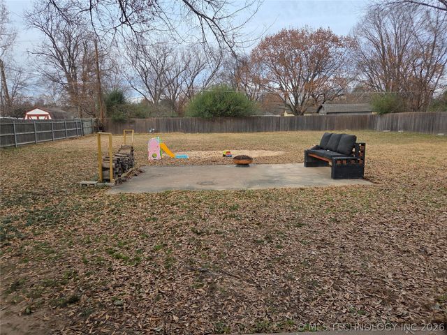 8523 E 121st Street S, Bixby, OK 74008