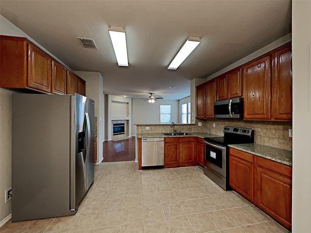 724 Princeton Drive, Desoto, TX 75115