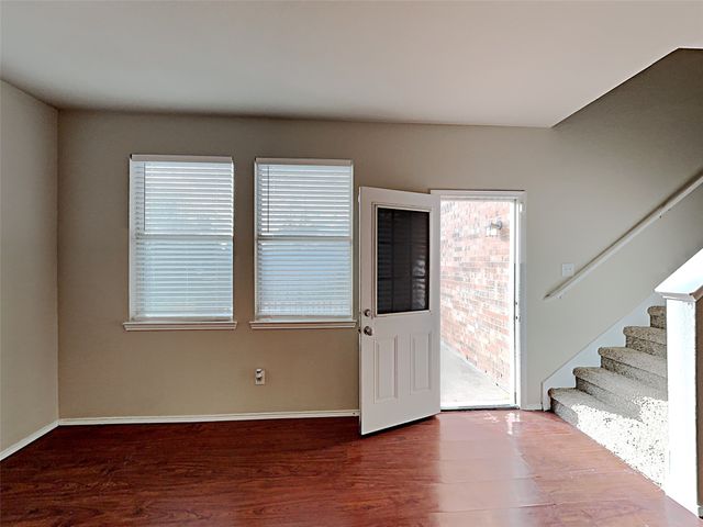 724 Princeton Drive, Desoto, TX 75115