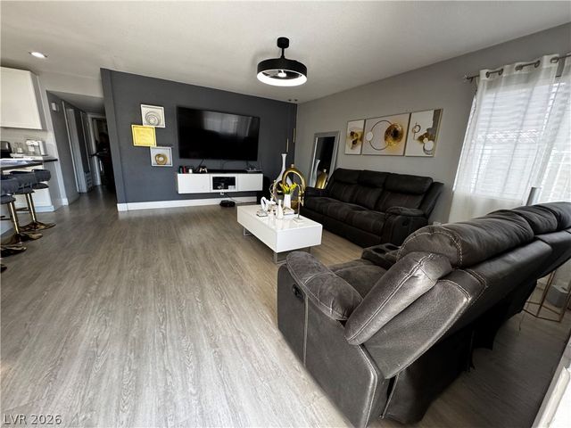 5116 Carmen Boulevard, Las Vegas, NV 89108