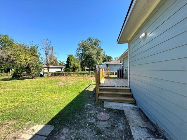 10629 Fairfax Street, Houston, TX 77029