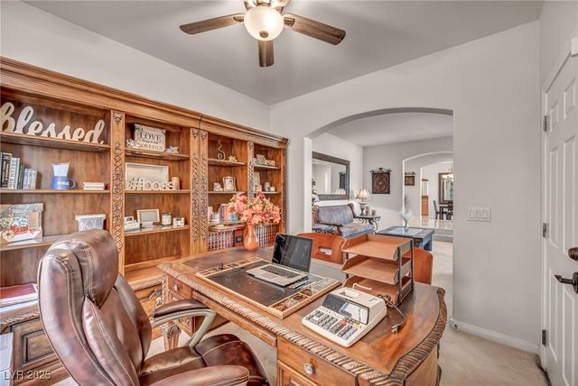 8929 Glenistar Gate Avenue, Las Vegas, NV 89143