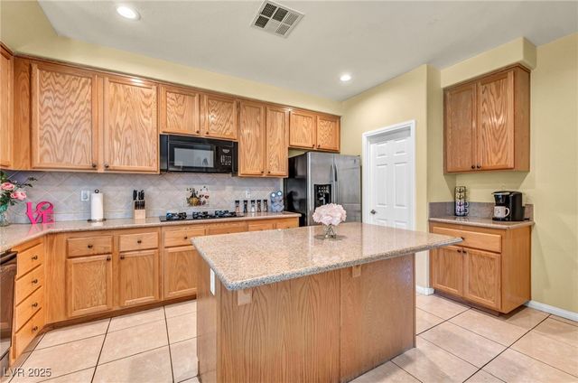 8929 Glenistar Gate Avenue, Las Vegas, NV 89143