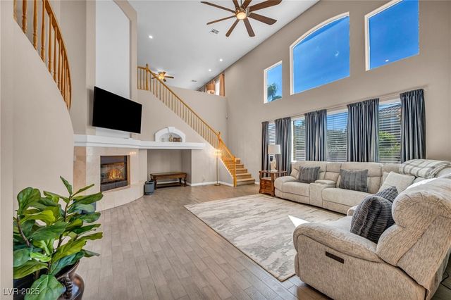 8929 Glenistar Gate Avenue, Las Vegas, NV 89143