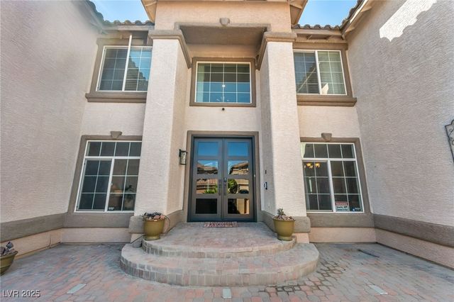 8929 Glenistar Gate Avenue, Las Vegas, NV 89143