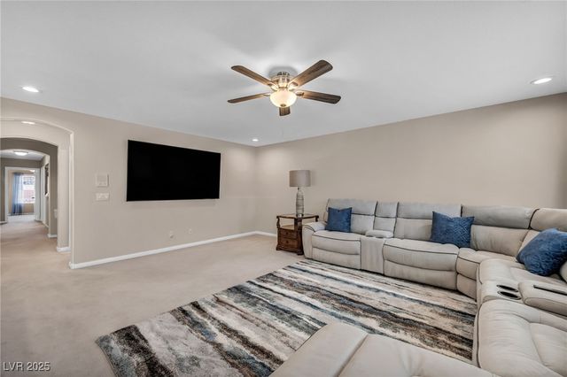 8929 Glenistar Gate Avenue, Las Vegas, NV 89143