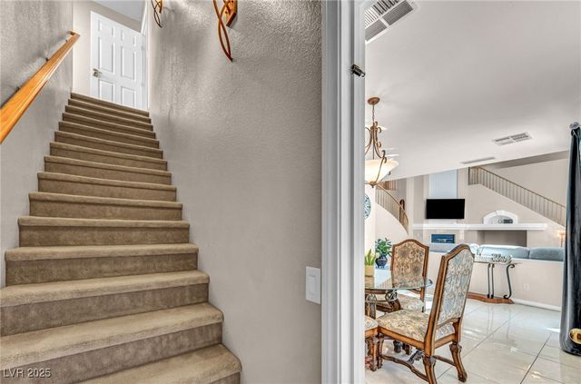 8929 Glenistar Gate Avenue, Las Vegas, NV 89143