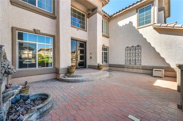 8929 Glenistar Gate Avenue, Las Vegas, NV 89143