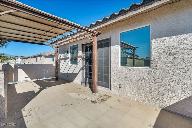 8929 Glenistar Gate Avenue, Las Vegas, NV 89143