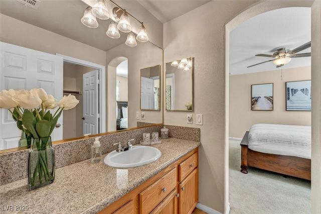 8929 Glenistar Gate Avenue, Las Vegas, NV 89143