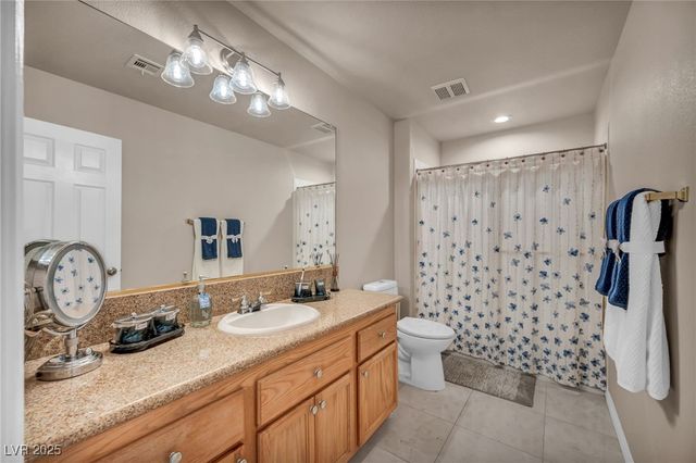 8929 Glenistar Gate Avenue, Las Vegas, NV 89143