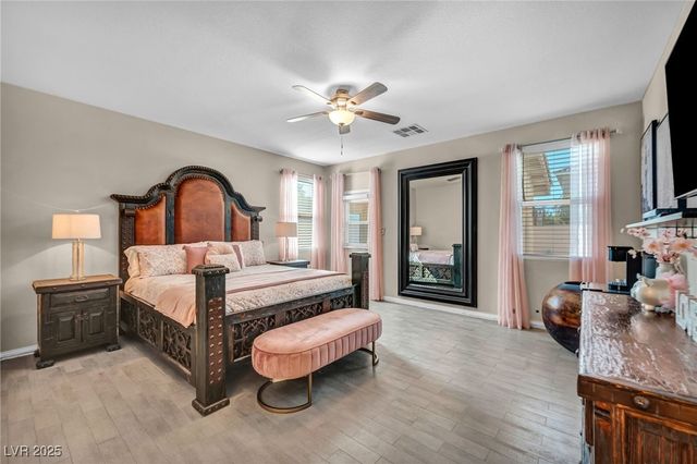 8929 Glenistar Gate Avenue, Las Vegas, NV 89143