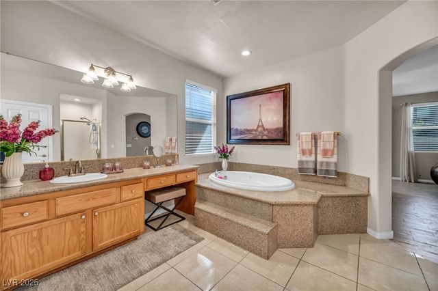 8929 Glenistar Gate Avenue, Las Vegas, NV 89143