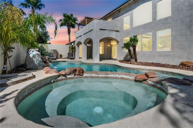 8929 Glenistar Gate Avenue, Las Vegas, NV 89143