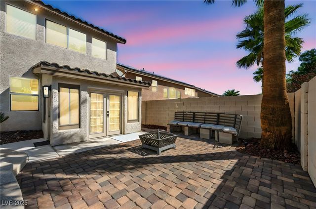 8929 Glenistar Gate Avenue, Las Vegas, NV 89143