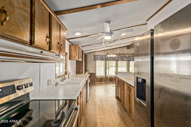 53 N MOUNTAIN Road 54, Apache Junction, AZ 85120