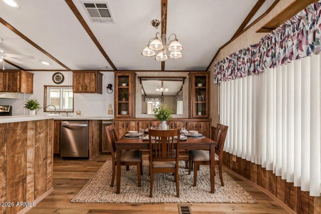 53 N MOUNTAIN Road 54, Apache Junction, AZ 85120