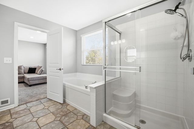 136 Lilac Street, Bolingbrook, IL 60490