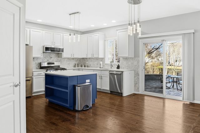 136 Lilac Street, Bolingbrook, IL 60490