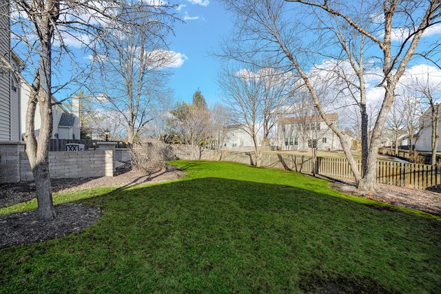 136 Lilac Street, Bolingbrook, IL 60490