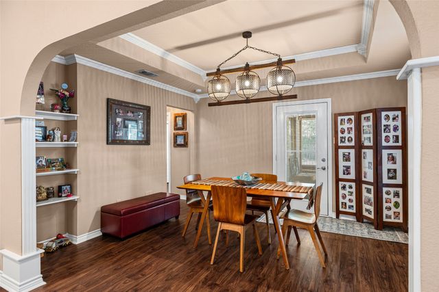 1208 Henard Lane, Granbury, TX 76048