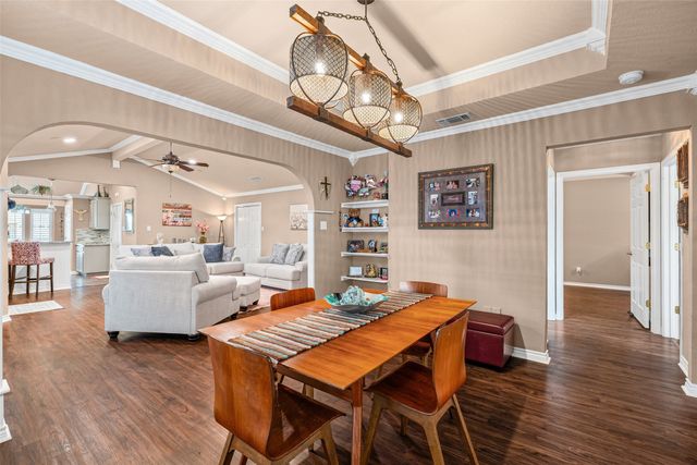 1208 Henard Lane, Granbury, TX 76048