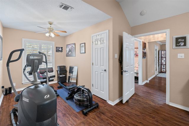 1208 Henard Lane, Granbury, TX 76048