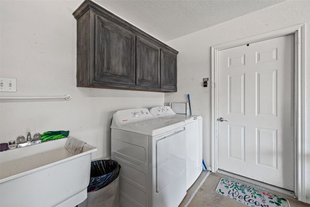 1208 Henard Lane, Granbury, TX 76048