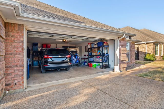 1208 Henard Lane, Granbury, TX 76048