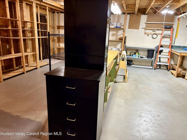 1130 Mountain View Court, Kingston, NY 12401