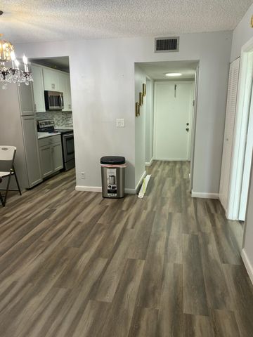 6890 Royal Palm Boulevard 209h, Margate, FL 33063