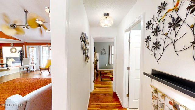 13 Windsor Point, Crossville, TN 38558