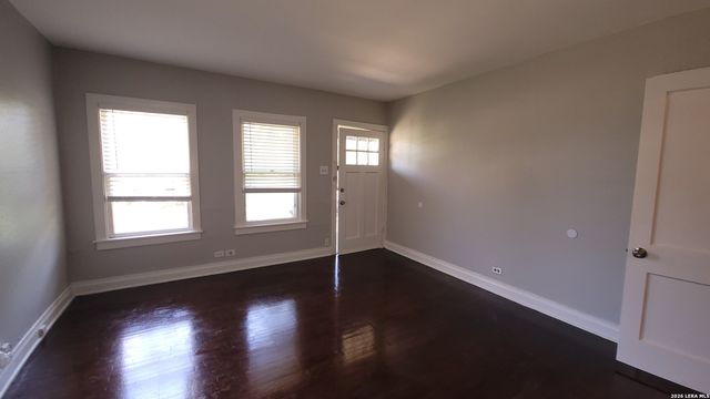 218 Claremont, San Antonio, TX 78209