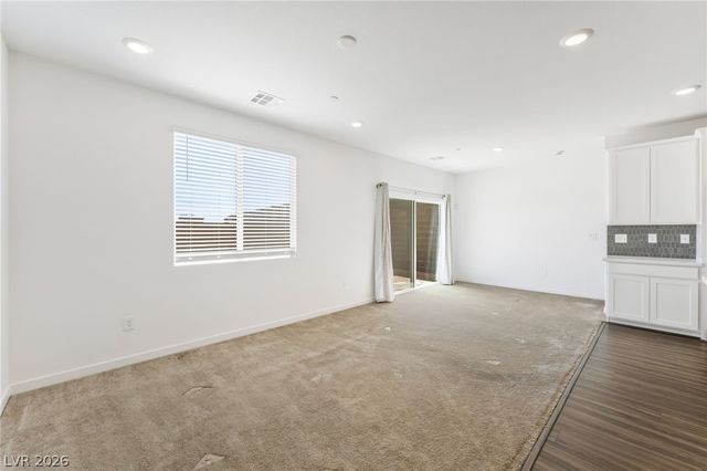 9595 Elijah Pointe Avenue, Las Vegas, NV 89143