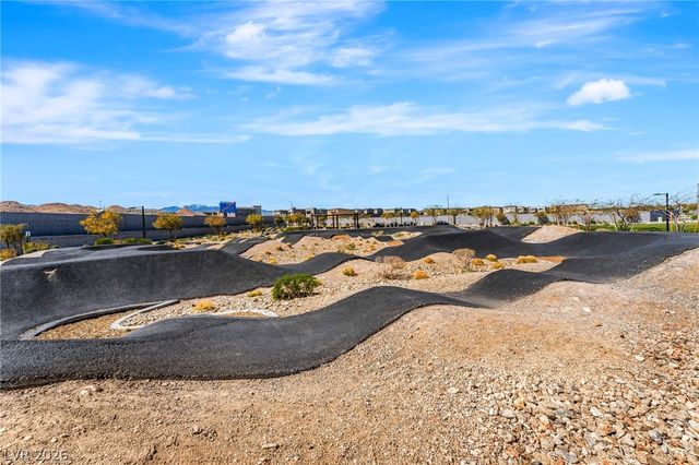 9595 Elijah Pointe Avenue, Las Vegas, NV 89143