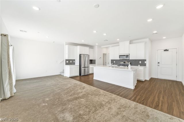 9595 Elijah Pointe Avenue, Las Vegas, NV 89143