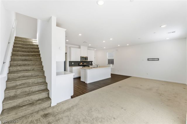 9595 Elijah Pointe Avenue, Las Vegas, NV 89143