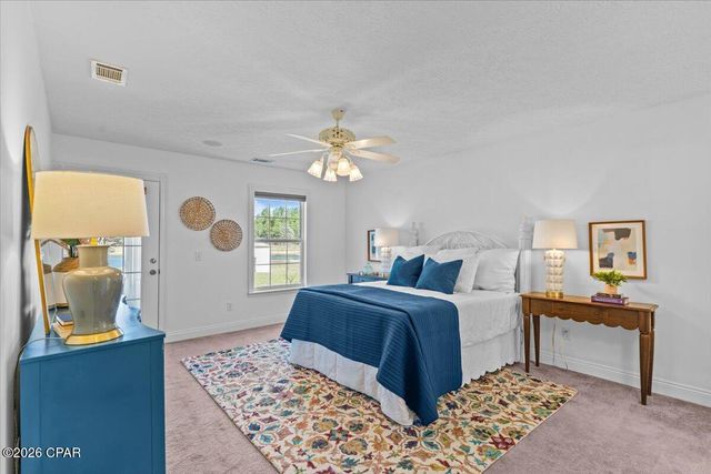 5192 Pine Ridge Drive, Chipley, FL 32428