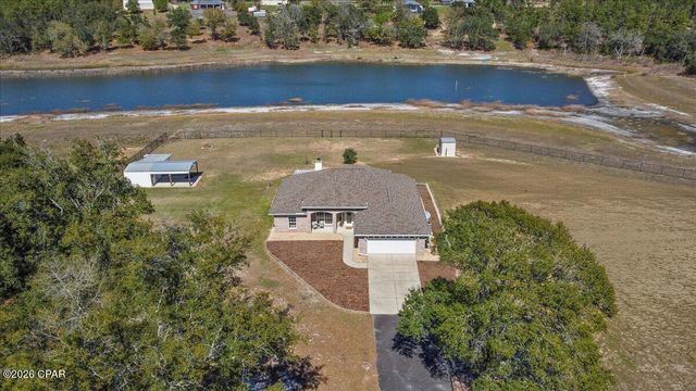 5192 Pine Ridge Drive, Chipley, FL 32428