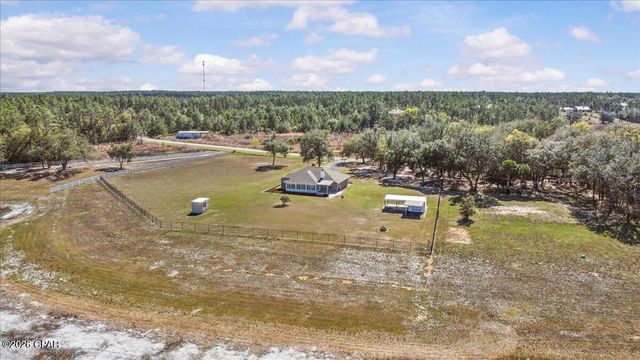 5192 Pine Ridge Drive, Chipley, FL 32428