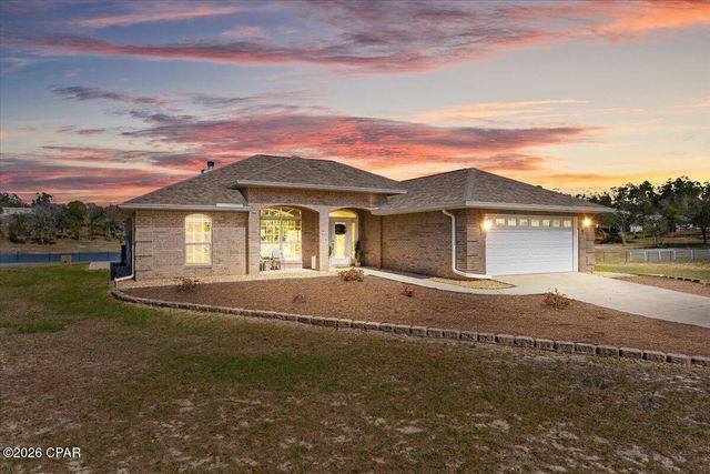 5192 Pine Ridge Drive, Chipley, FL 32428