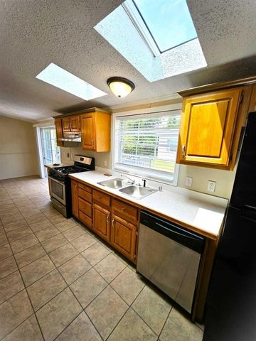 5540 Plumeria Street, Kalamazoo, MI 49009