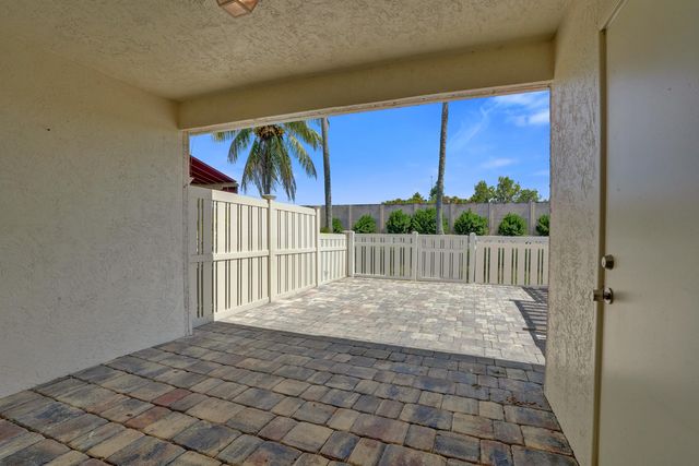 9913 NW 57TH Manor ., Coral Springs, FL 33076