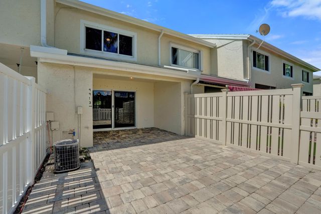9913 NW 57TH Manor ., Coral Springs, FL 33076