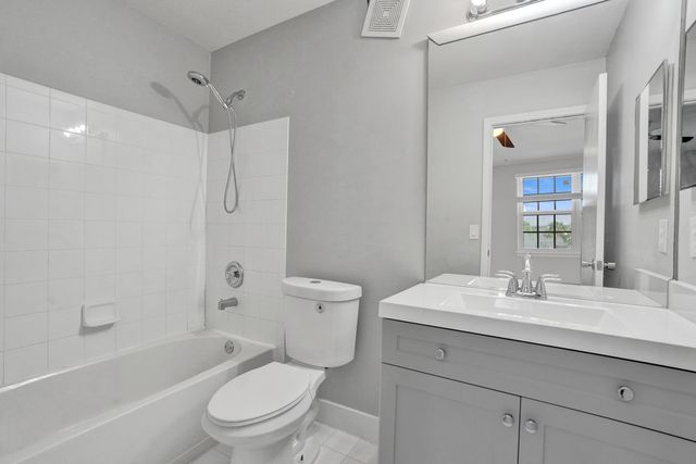 9913 NW 57TH Manor ., Coral Springs, FL 33076