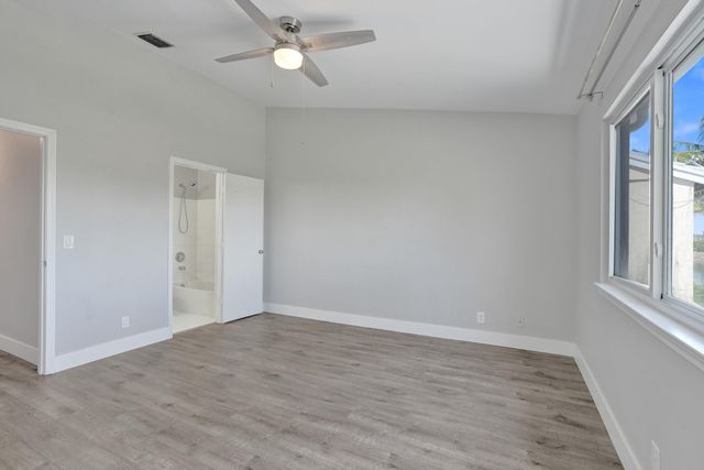 9913 NW 57TH Manor ., Coral Springs, FL 33076